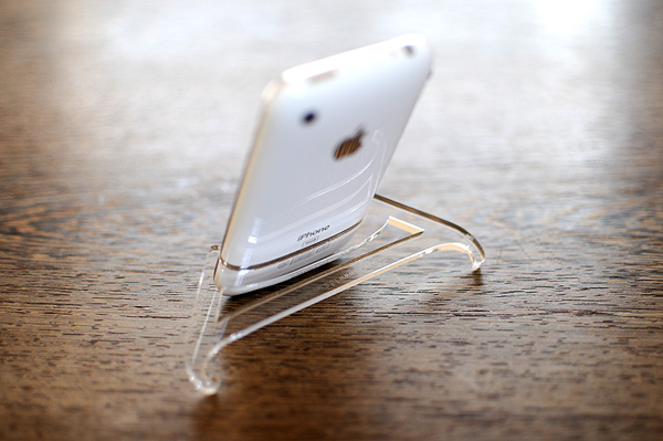 iPhone_stand01.jpg